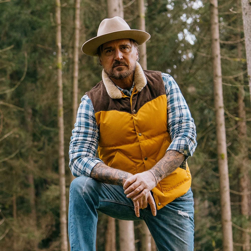 “Bivacco” Yellow Western Down Vest