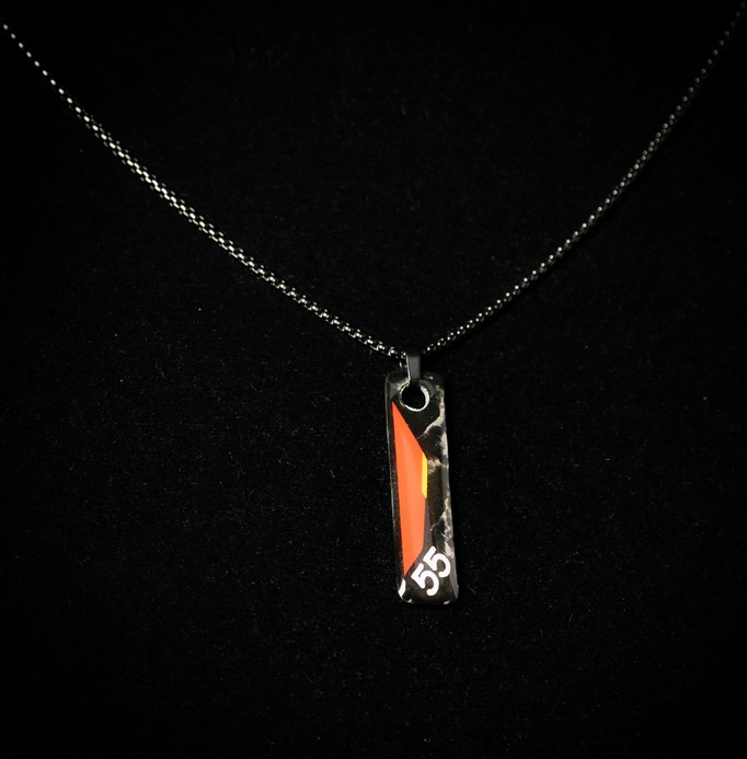 Pendentif Carbone F1 Carlos Sainz Jr